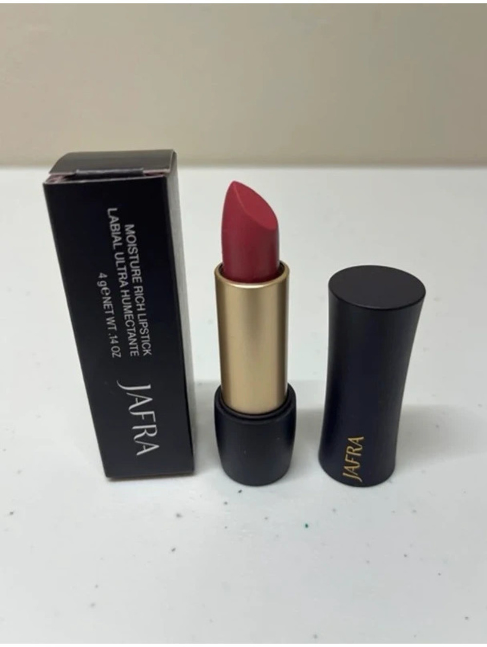 JAFRA Beauty Moisture Rich Lipstick Misty Rose 0.14 oz NEW